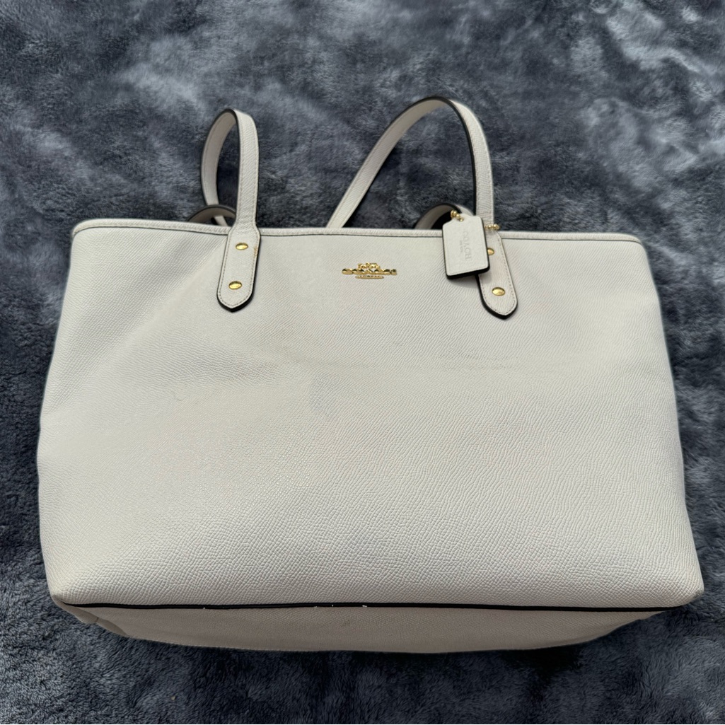 Coach Women’s White Mollie Leather Tote Bag
